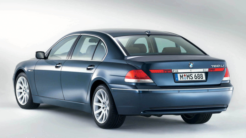 Illustration for article titled Who Was Ex-BMW Designer Chris Bangle Talking Shit About Here?